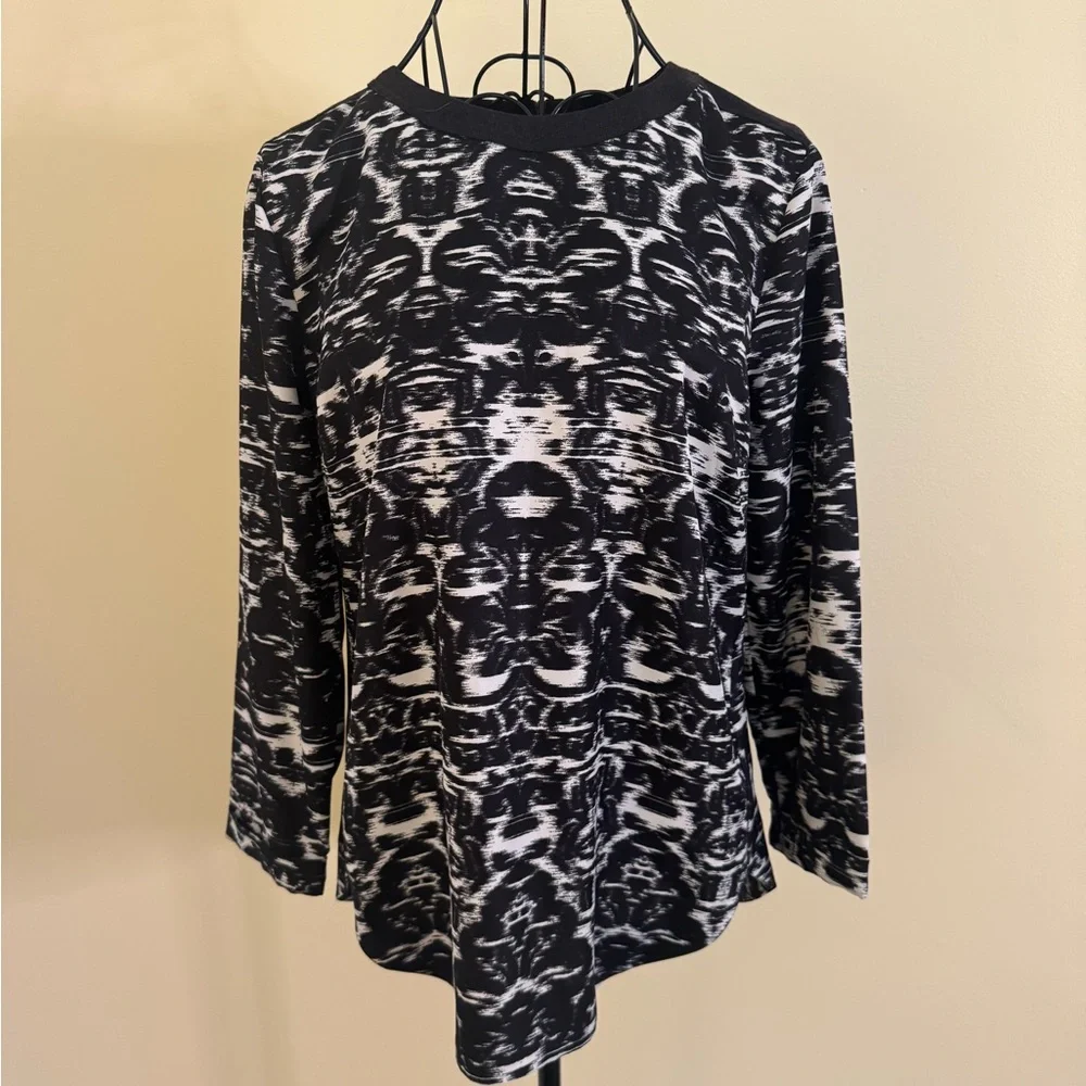 J. Crew Black & White Ikat Blouse Top Size 0